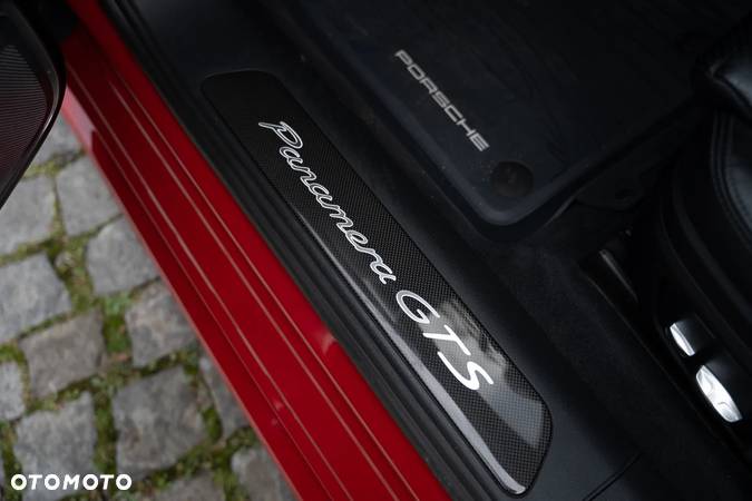 Porsche Panamera GTS GPF Sport Turismo - 17