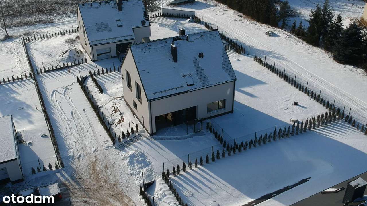 Nowy dom jednorodzinny z przepięknymi widokami – przestrzeń i komfort-1