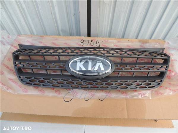 Grila centrala Kia Picanto an 2007 2008 2009 2010 2011 cod 8635007500 - 1