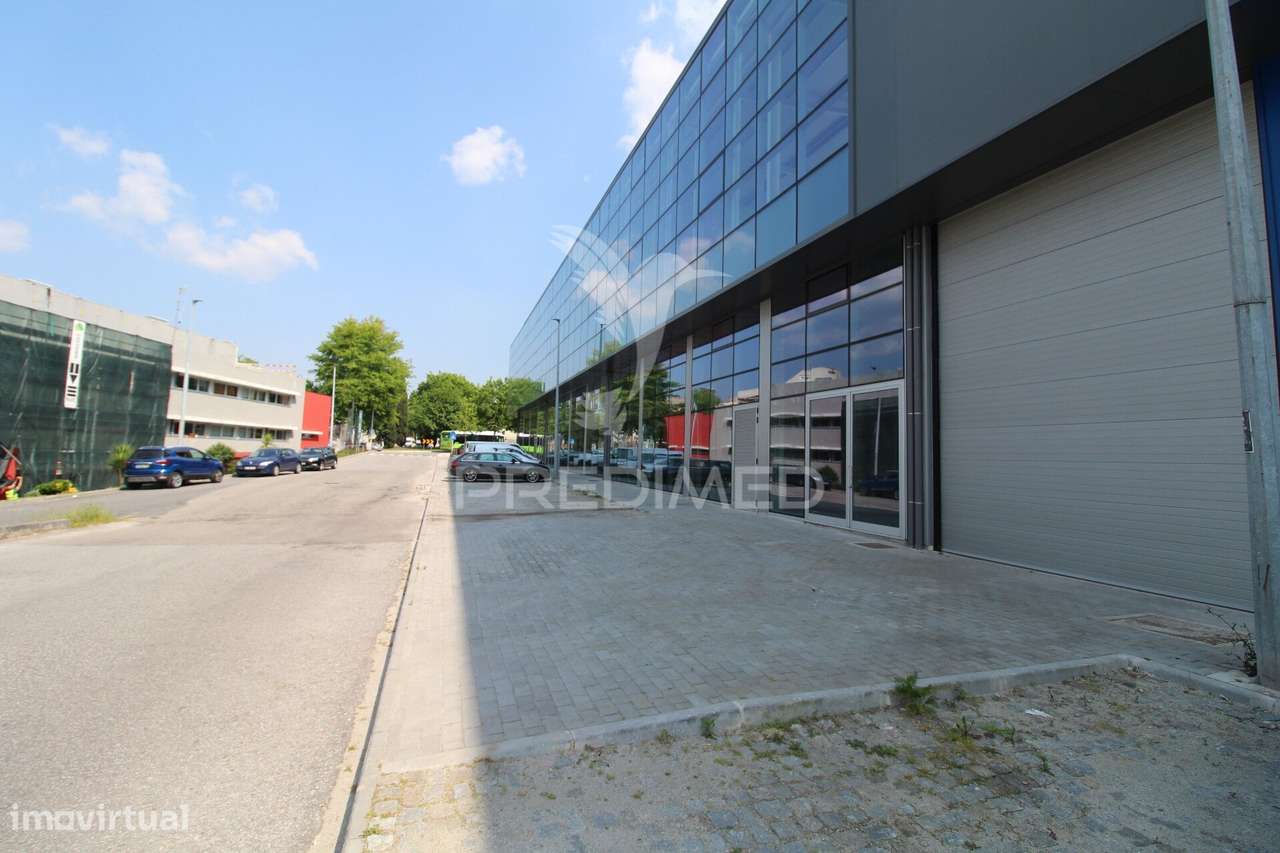 Pavilhão para Arrendamento em Azurém – Guimarães - Grande imagem: 2/5