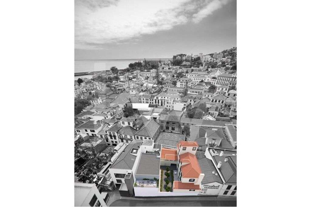 Viva no Coração do Funchal! T1 no Edifício Funchal I - Grande imagem: 5/18