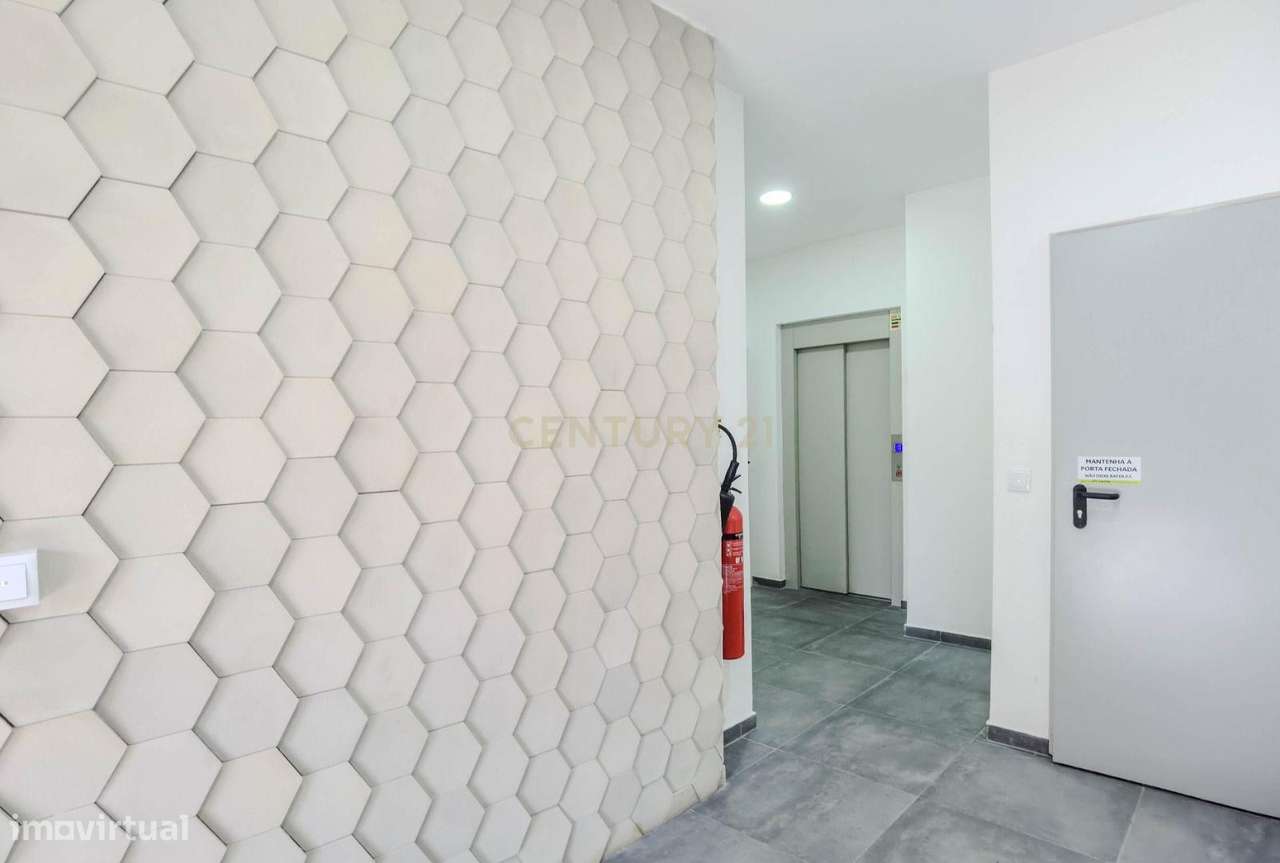 Apartamento T2+1 Perafita-17