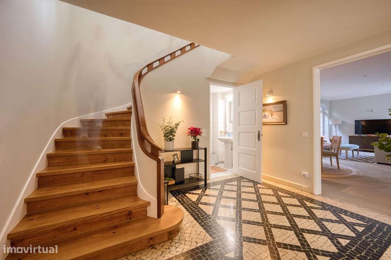 Moradia T4 com jardim, Centro Histórico Cascais, Cascais - Grande imagem: 3/53