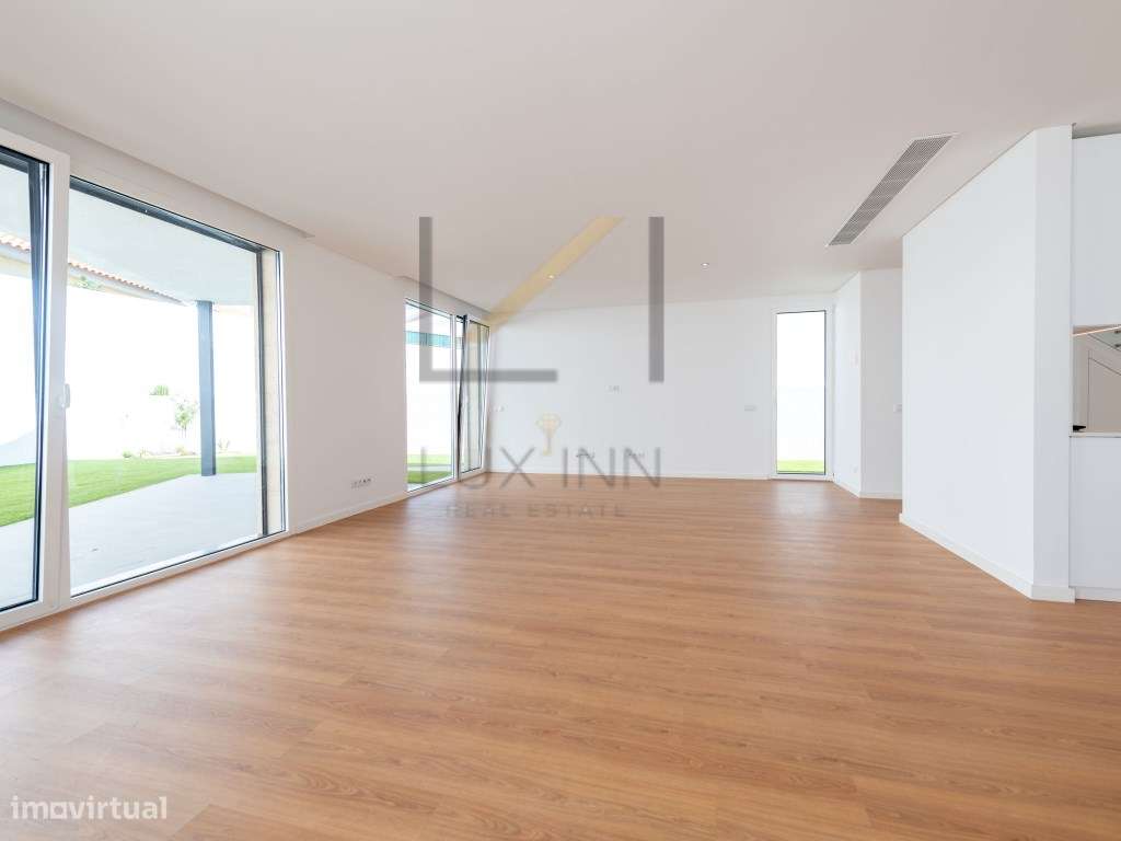 Moradia T4 isolada - Construção Nova-15