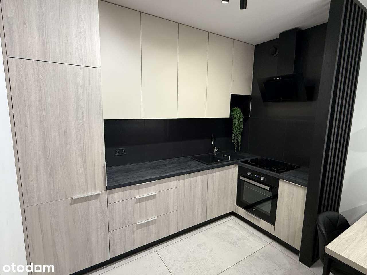 Nowoczesne mieszkanie + dwa miejsca parkingowe - Pełny obrazek: 2/13