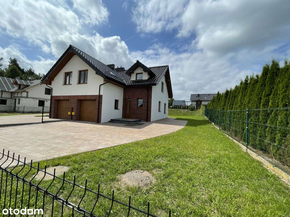 Lokal z garażem w zabudowie bliźniaczej  Kobysewo-0