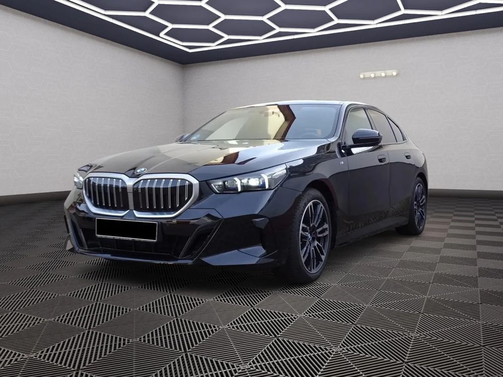 BMW 5 Series G60/G61 [2023-Prezent] 520d AT MHEV 2024