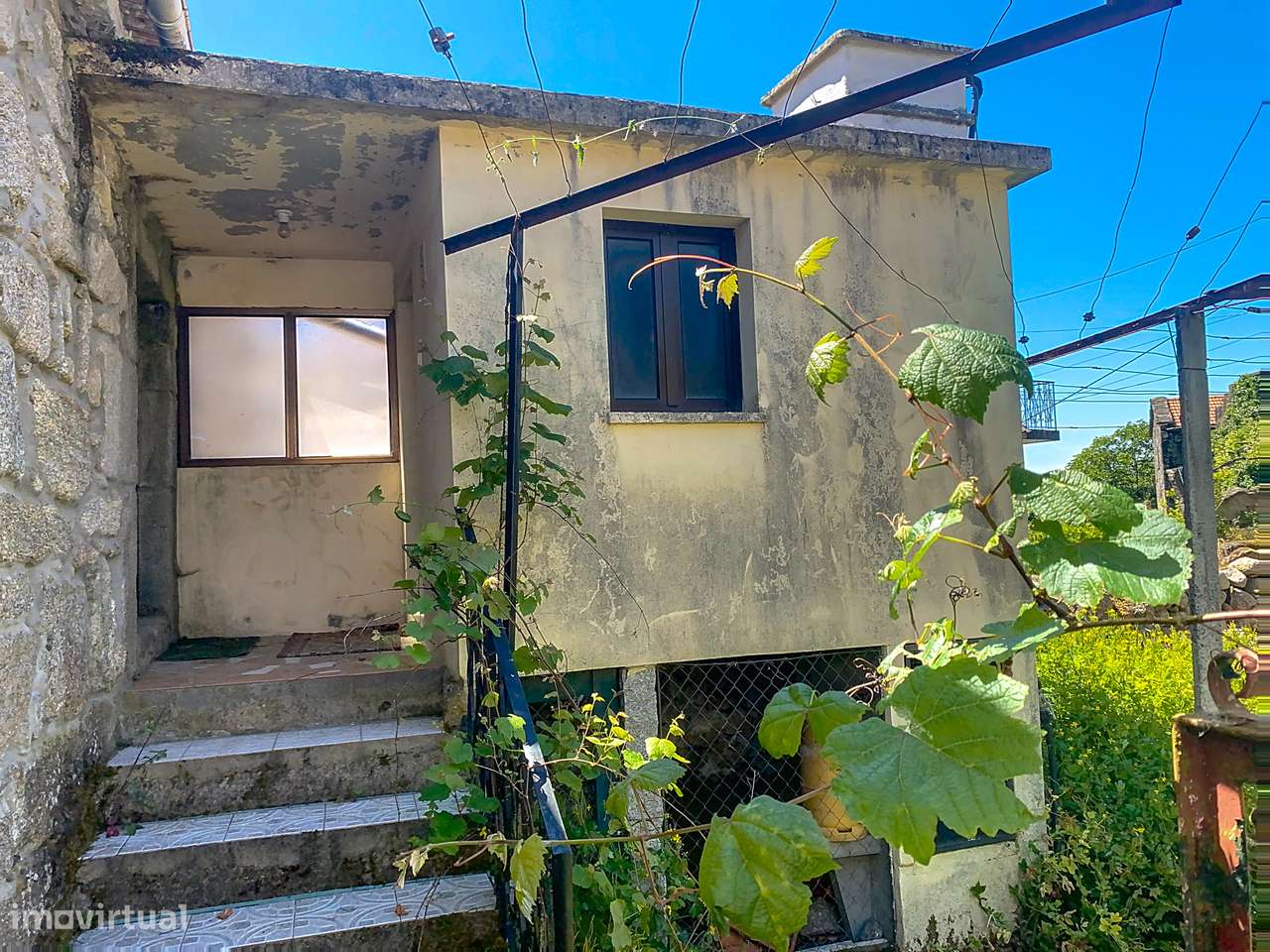 Moradia histórica independente em Riba de Moura, Monção-13