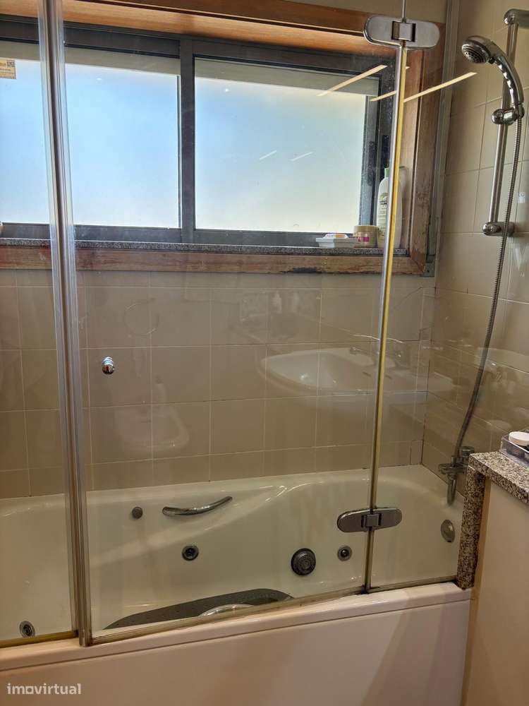 T3+1 com Terraço – Aguas Santas, Maia-16