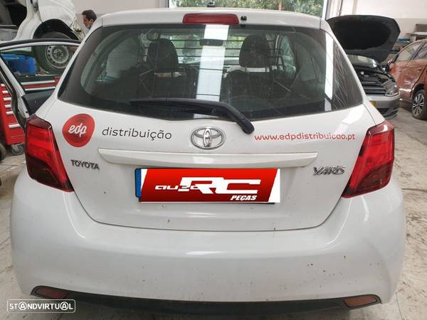 Toyota Yaris de 2015 - 4