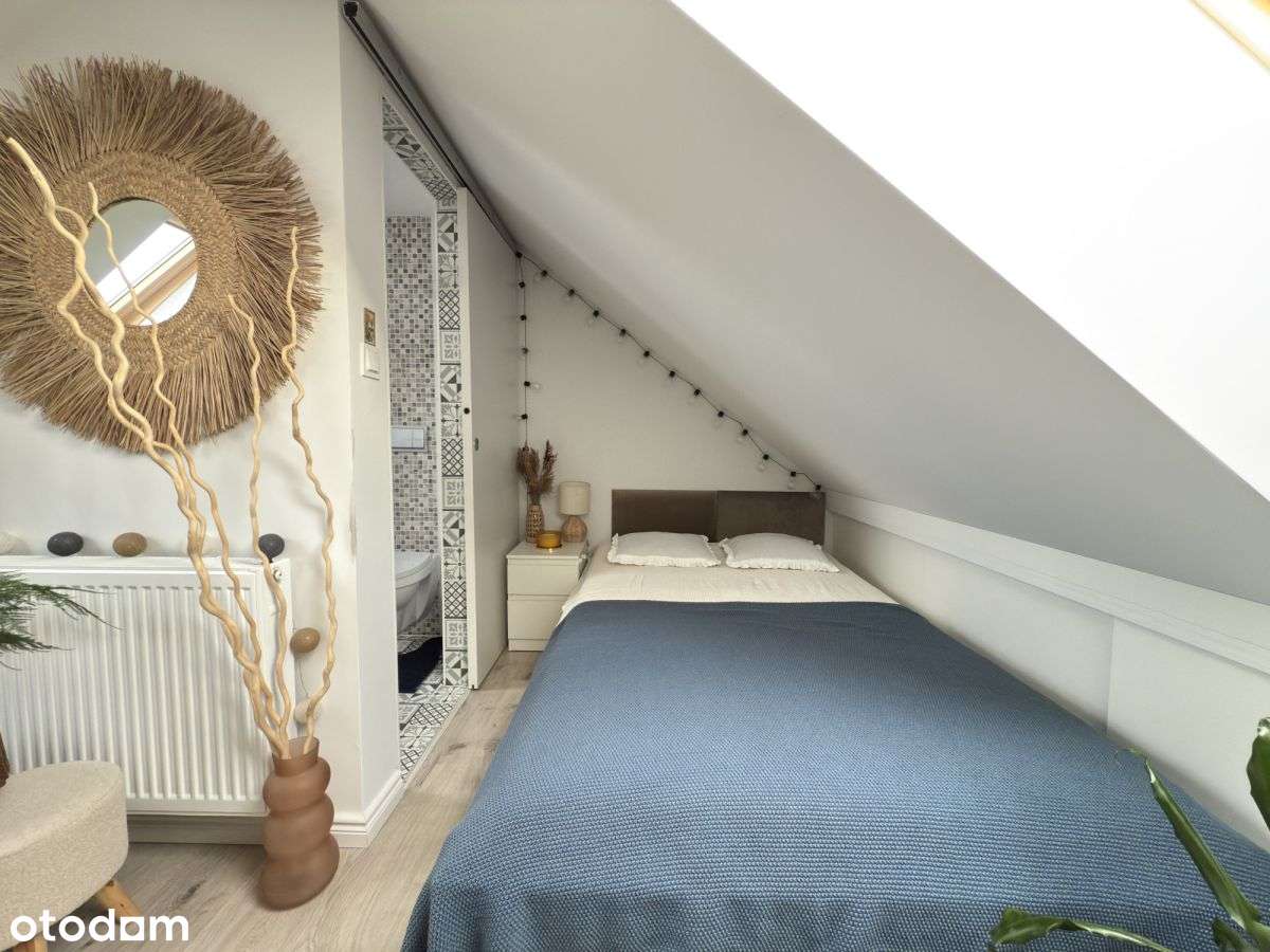 Dwupoziomowe przytulne mieszkanie, z ogrodem-11