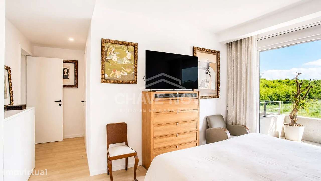 T2 de Luxo no Forbes Garden – Granja | A 300m da Praia-12
