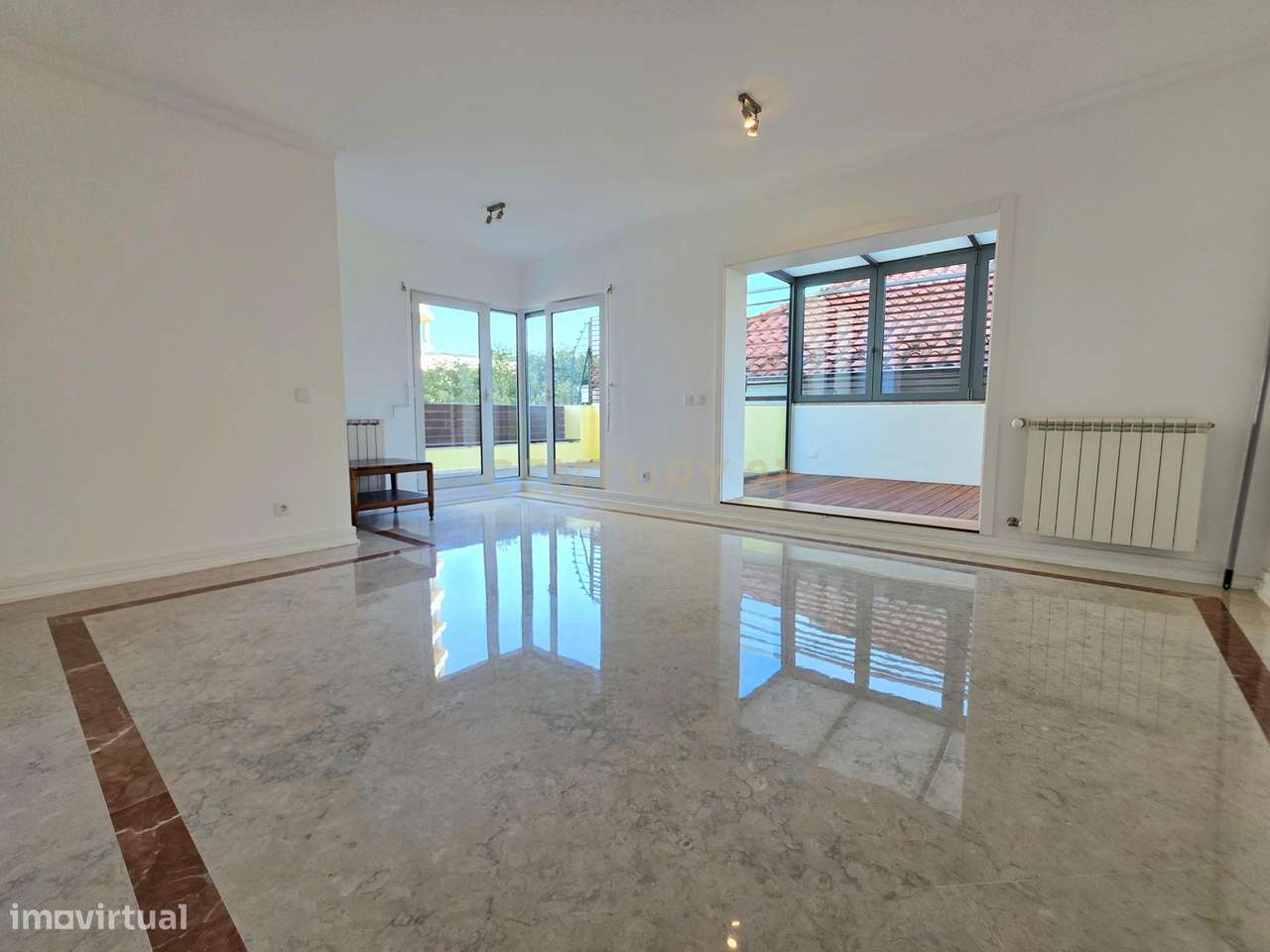 Exclusivo Apartamento T2 no Campo Grande - Grande imagem: 2/25