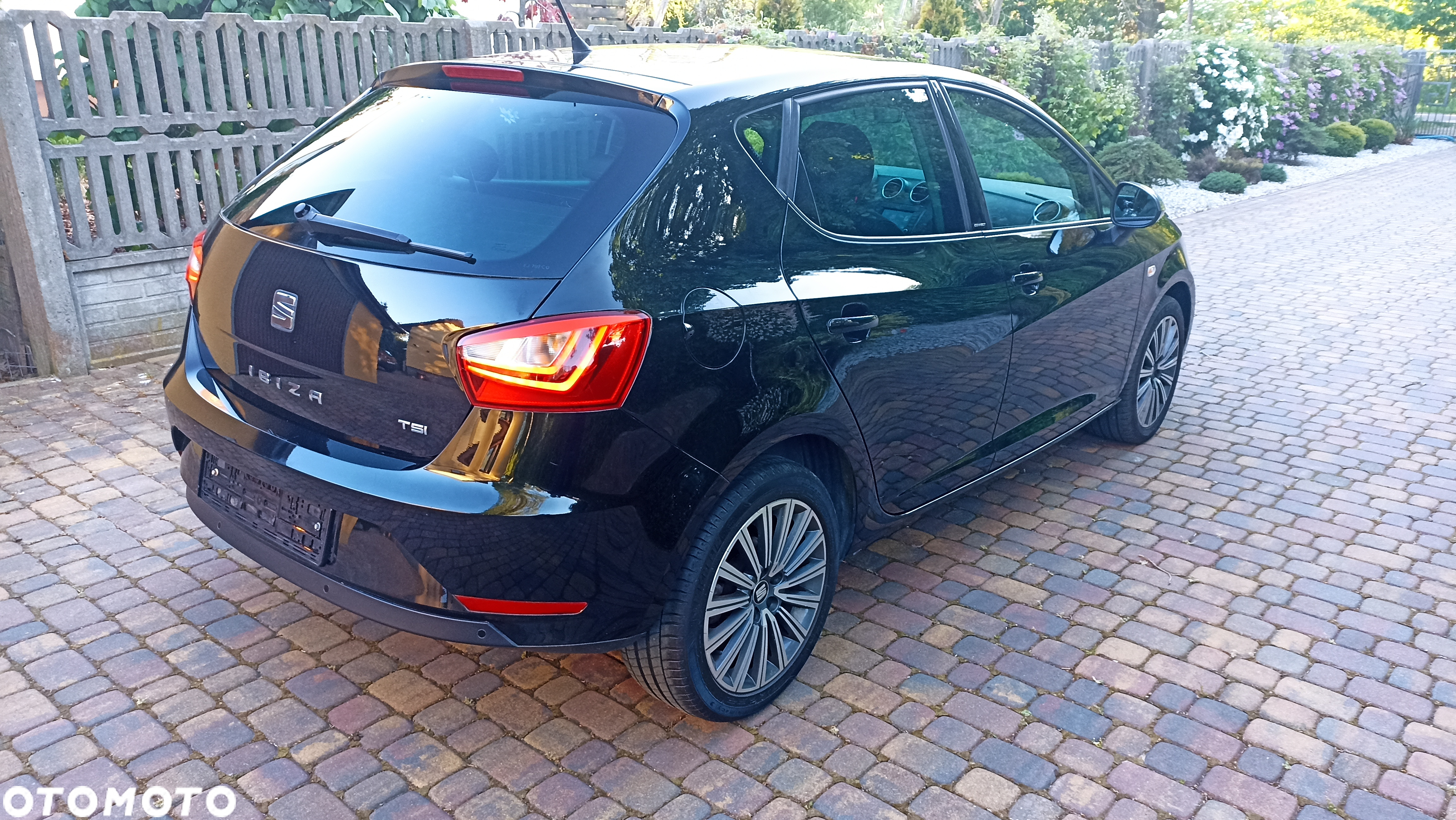 Seat Ibiza 1.2 TSI CONNECT - 6