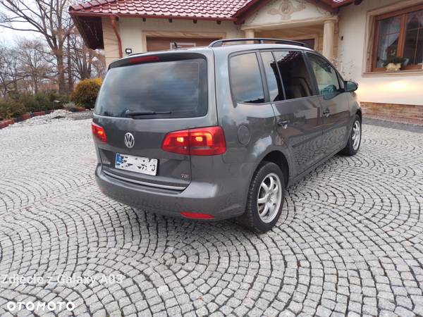 Volkswagen Touran 1.6 TDI DPF BlueMot Trendline - 3