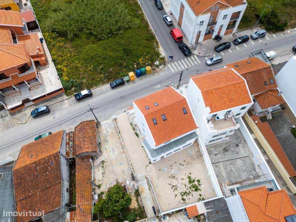 Excelente apartamento duplex T3 com vista mar-16