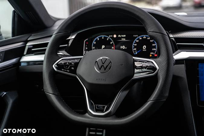 Volkswagen Arteon 2.0 TSI R-Line DSG - 25