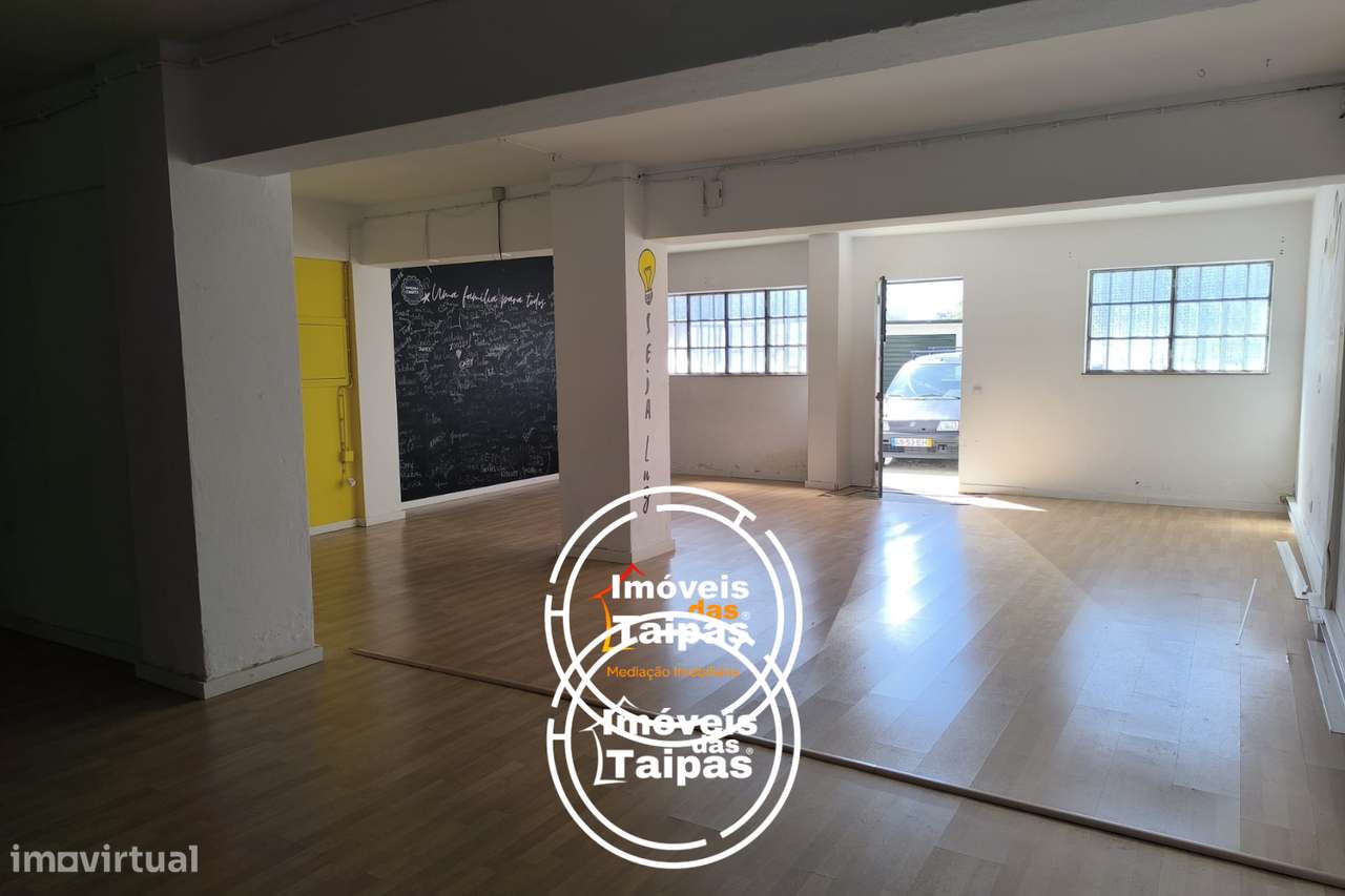 Vende-se Armazém com 200 m2, em Caldelas, Guimarães-10
