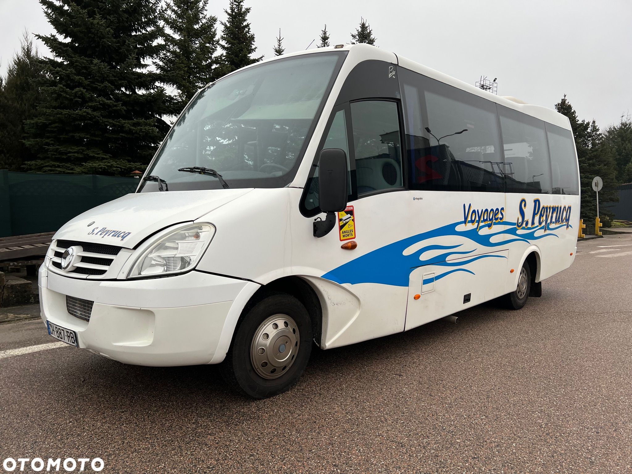 Irisbus Iveco / Wing / 29 miejsc / klima / Cena 132000zł netto - 1
