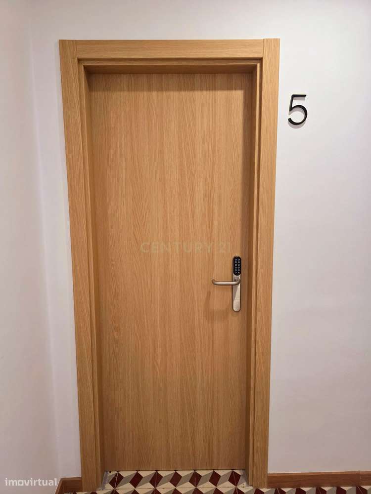 Moradia T6 Duplex no Centro Histórico de Évora – Ideal para Alojamento-28