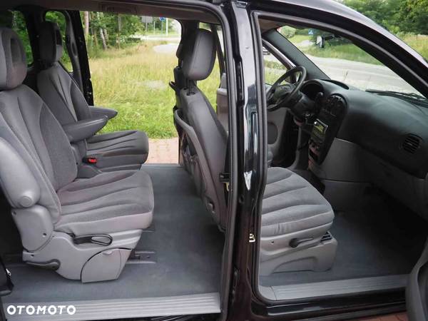 Chrysler Grand Voyager 3.3 LX - 20