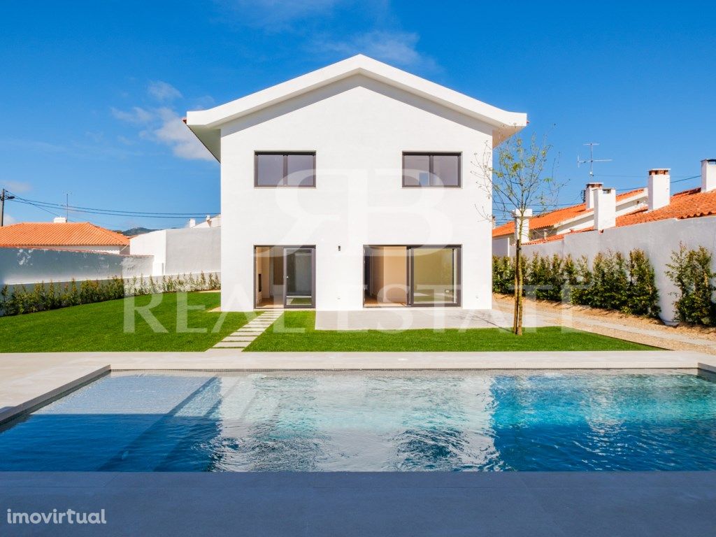 Moradia T5+1 com Piscina + Jardim + em Murches - Cascais