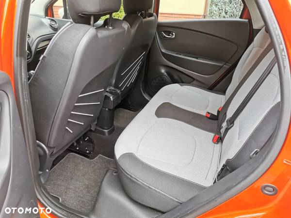 Renault Captur ENERGY TCe 120 EDC Elysee - 11