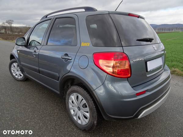 Suzuki SX4 1.6 GS / Premium - 4