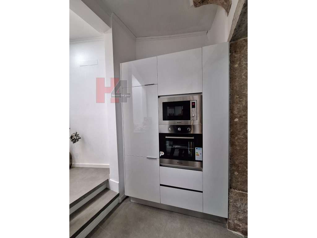 Apartamento T3 totalmente remodelado em Penha de França-6