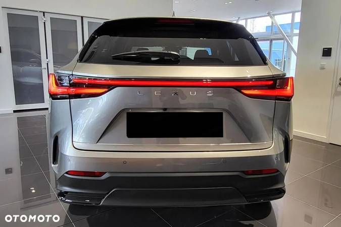 Lexus NX - 3