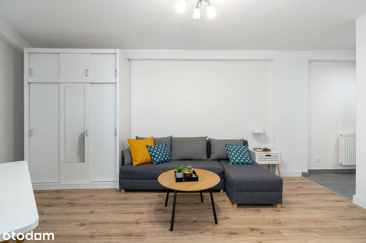 Świeżo odmalowane - osobna kuchnia - patio dla mieszkańców kamienicy - Pełny obrazek: 4/11