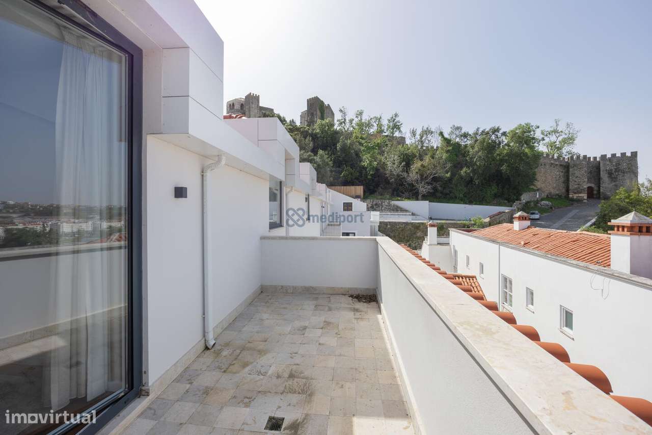 APARTAMENTO T3 JUNTO AO CASTELO LEIRIA - FACÇÃO E-6