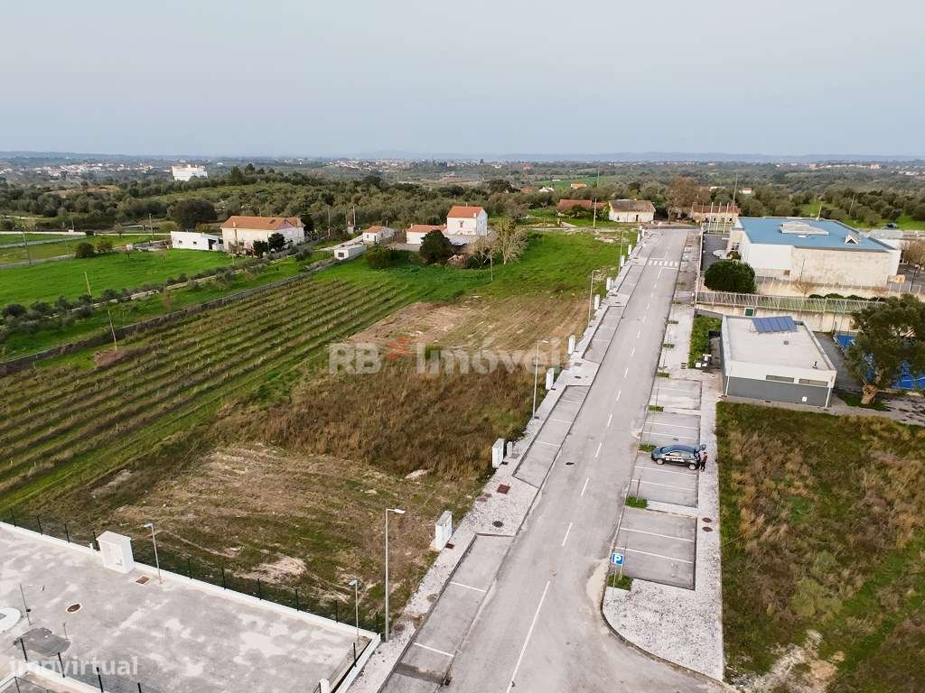 Lote para Construção com 517m2 - Lamarosa, Torres Novas-14