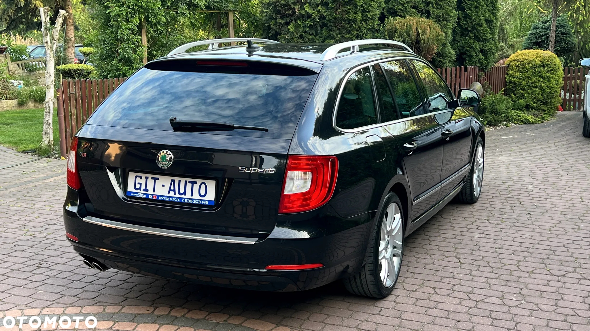 Skoda Superb Combi 2.0 TDI DSG Elegance - 14