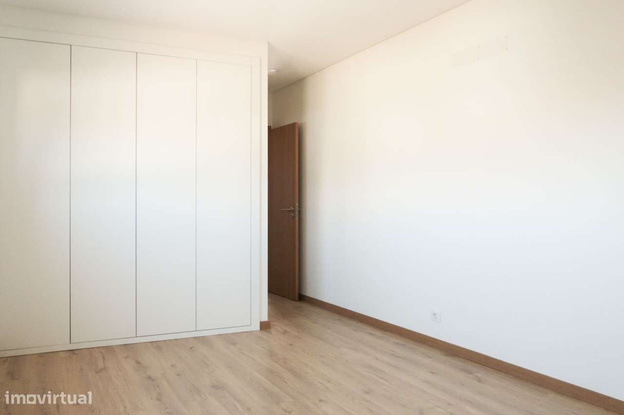 Moradia T3 Renovada - Fatima-23