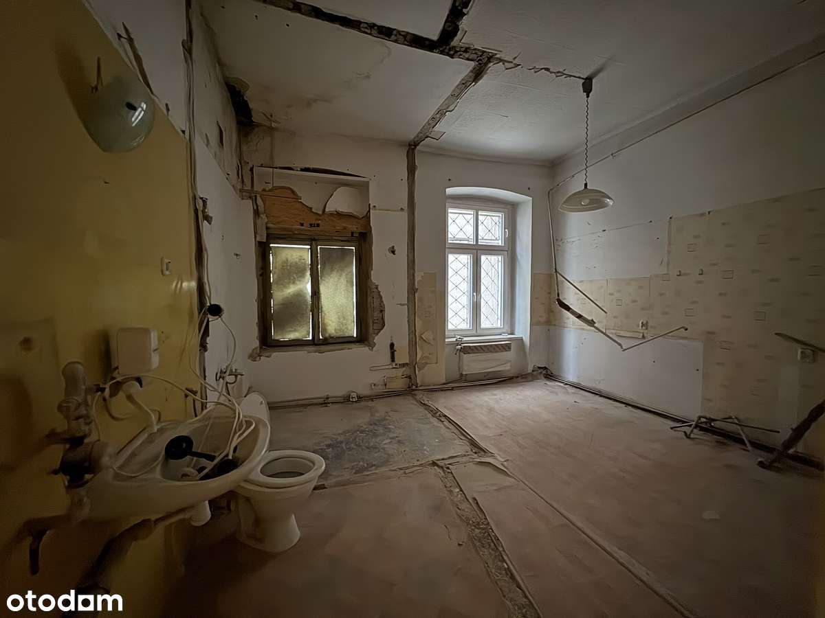 Kawalerka 22,5 m² na 1. Piętrze! Gotowe Instalacje | Żeromskiego 40-0