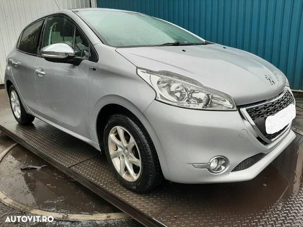 Planetara dreapta Peugeot 208 2015 HATCHBACK 1.2 i EB2F - 1