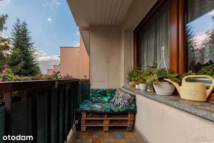 Czteropokojowe mieszkania w niskim bloku-11