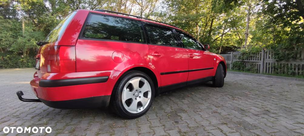 Volkswagen Passat 1.8 - 4