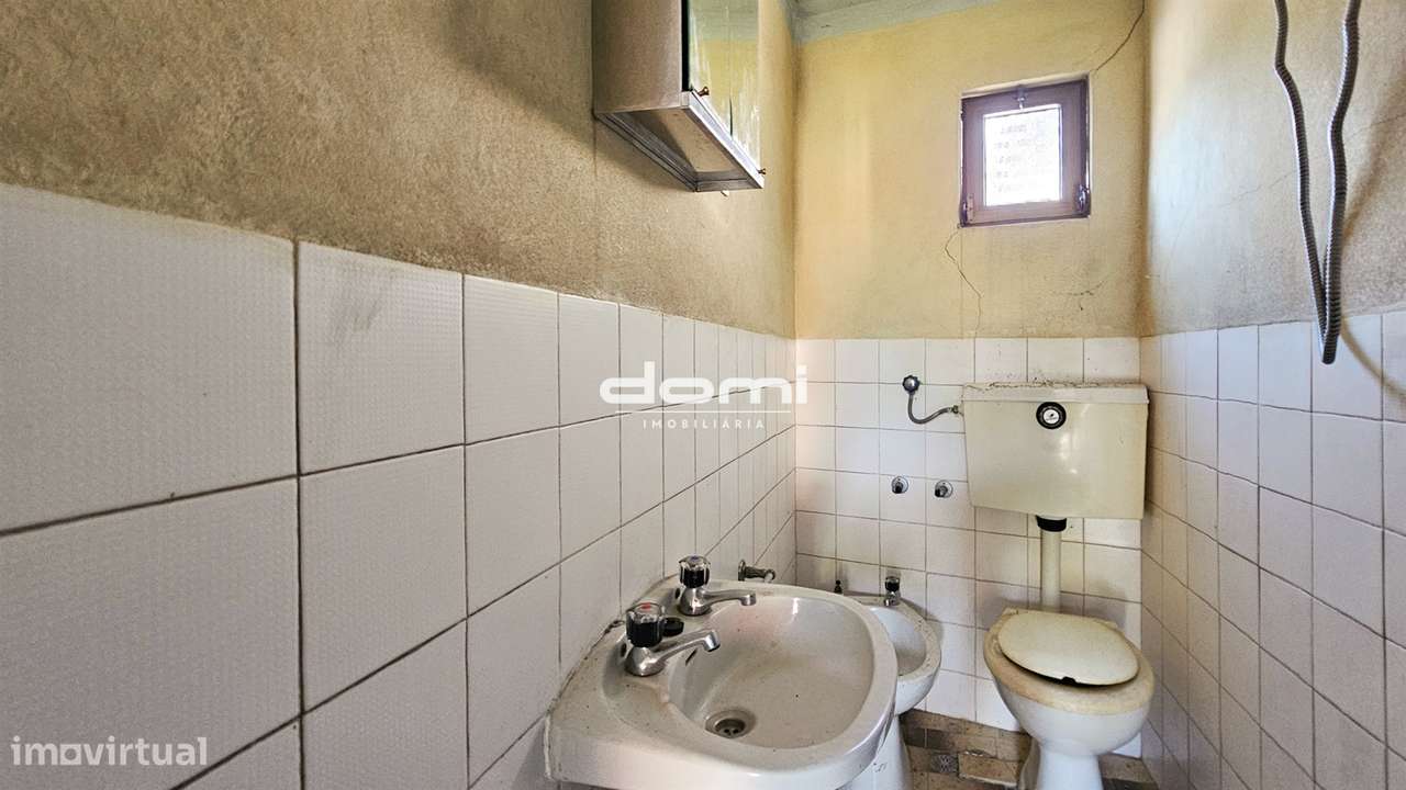 Propriedade com duas Moradias para Reabilitar – Ervilhal, Sul -São Ped-21