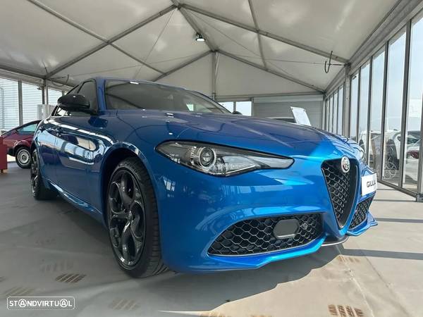 Alfa Romeo Giulia 2.2 D Estrema Q4 AT8 - 1