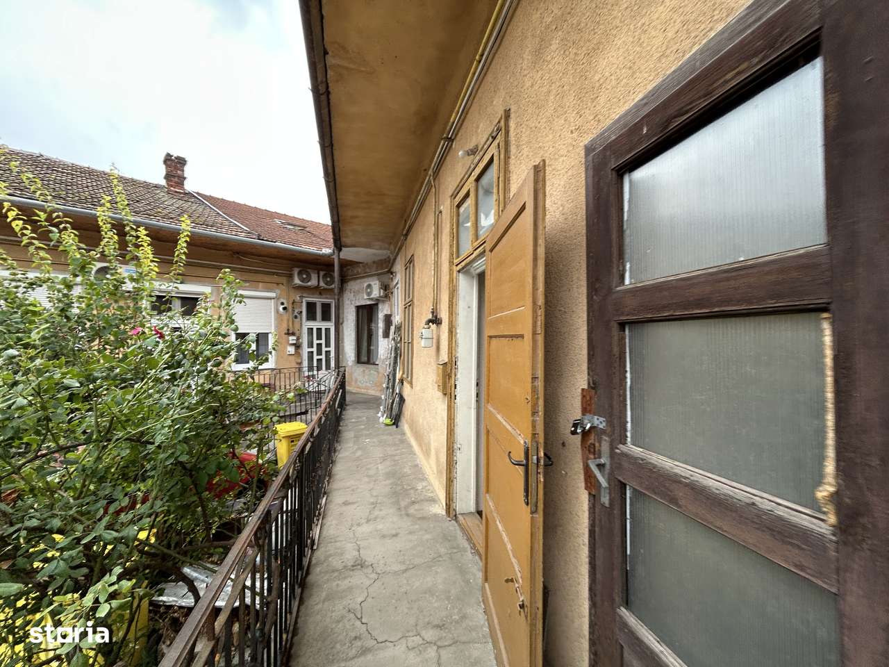 Vand apart.1  Piata Catedralei,st.58 mp. parter inalt+ pivnita-8