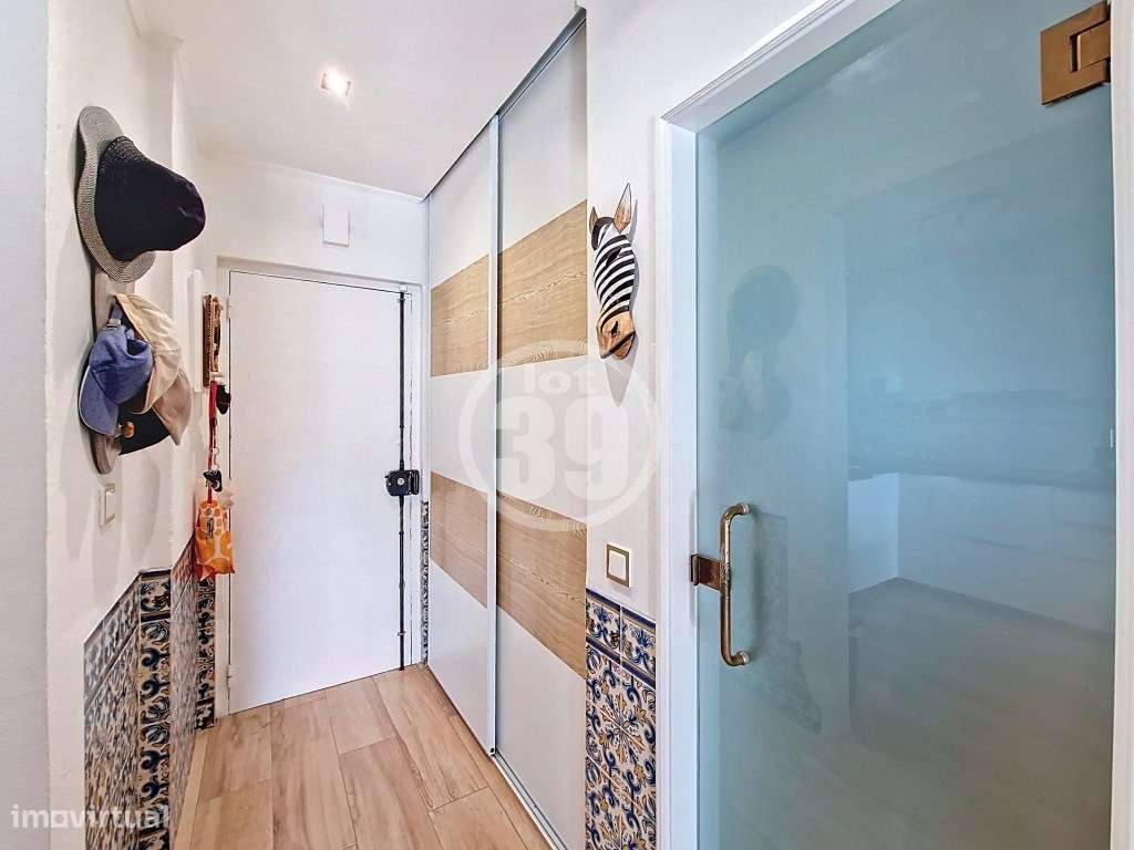 Apartamento com 1+1 quartos inserido num pequeno condomínio fechado... - Grande imagem: 3/22