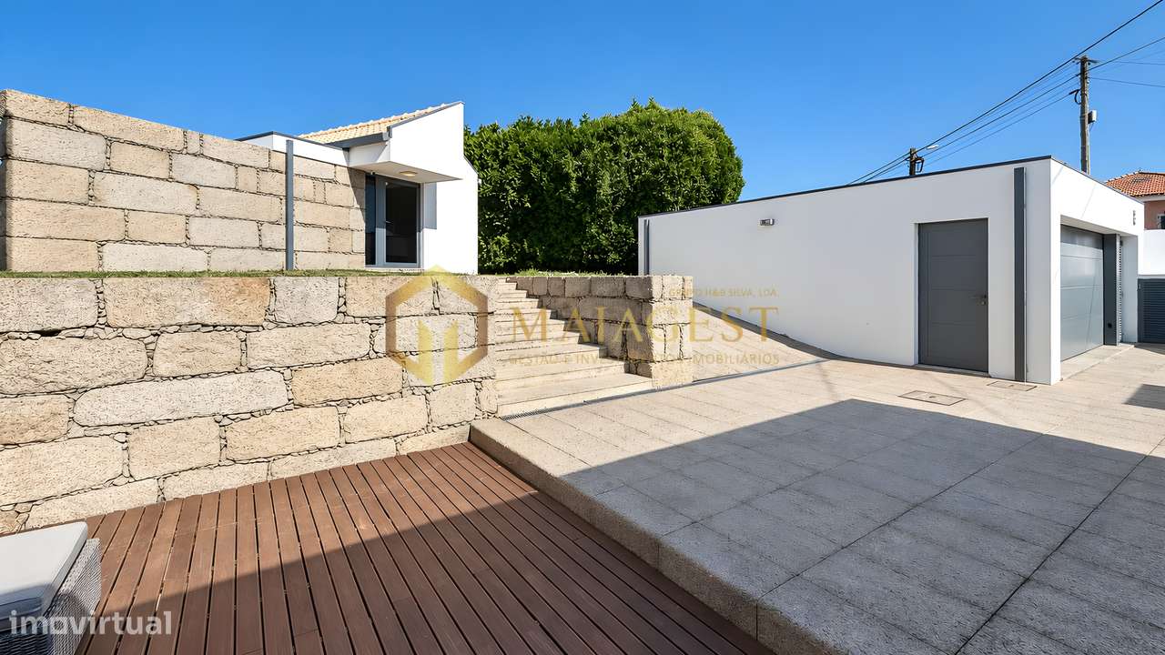 Moradia T3 Independente com Piscina, Amplo Jardim e Privacidade-1