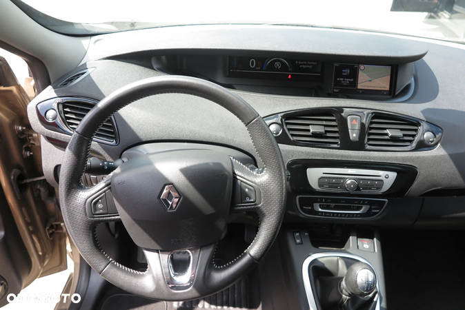 Renault Grand Scenic dCi 130 FAP Start & Stop Bose Edition - 14
