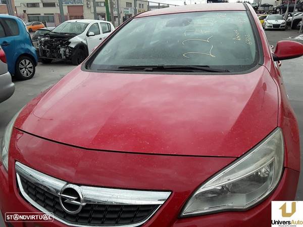 CAPÔ OPEL ASTRA J 2010 - - 4