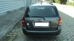 Toyota Corolla Combi 1.4 D-4D 2004 - Para Peças - 7