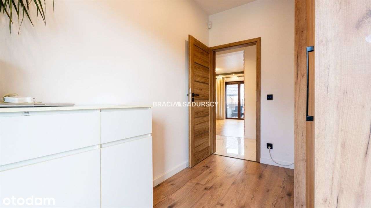 Nowoczesne mieszkanie II-poziomowe Węgrzce Wielkie-18