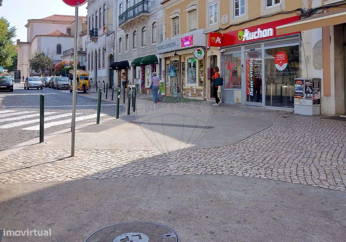 Apartamento T2 à venda em Lisboa-25