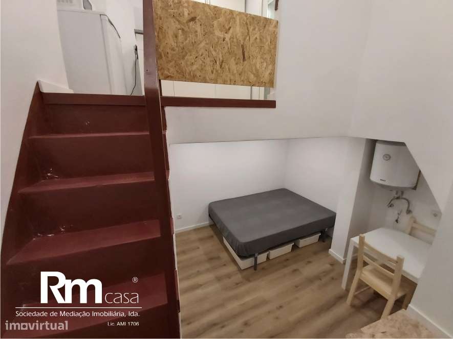 Excelente Prédio remodelado junto à Praça do Comercio-42